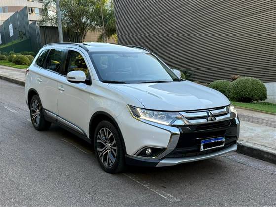 MITSUBISHI OUTLANDER 2.0 16V GASOLINA 4P AUTOMÁTICO MITSUBISHI OUTLANDER 2.0 16V GASOLINA 4P AUTOMÁTICO